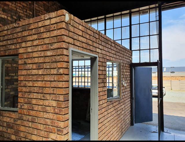 100M² MINI FACTORY TO LET IN ALRODE SOUTH